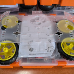 SUPREME ROBOTICS Starter Kit - THE NEW ULTIMATE LEARENERS KIT for use with Arduino, Raspberry Pi or ESP For AGES 8+