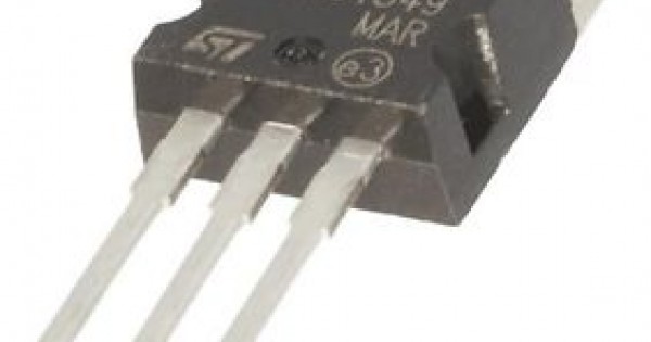 Regulador de voltaje de 3.3V LD1117V33 | Tettsa